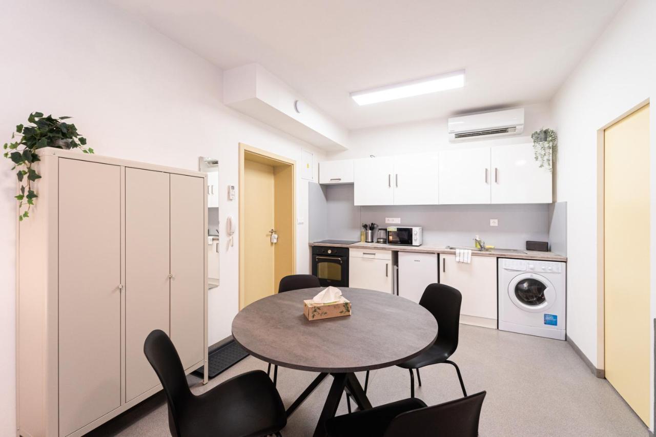 Milada Apartment / Brno Center Экстерьер фото