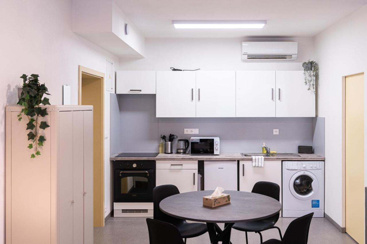 Milada Apartment / Brno Center Экстерьер фото